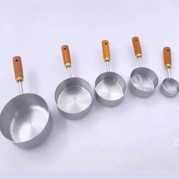 پیمانه استیل دسته چوبی